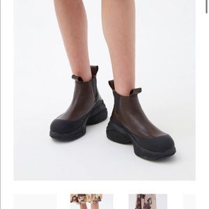 REJINA PYO

Felix Boot in Dark Chocolate

Size 37